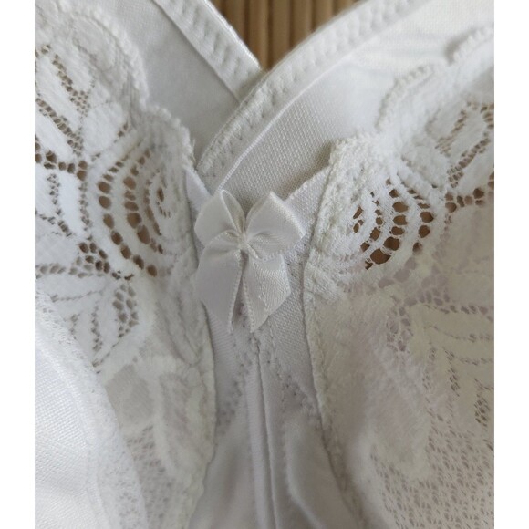 Glamorise Bra Size 44DD White Magic Lift Full Figure Wireless Minimizer 1003 - Picture 3 of 8